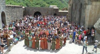 Армянская Апостольская церковь отмечает Вардавар – праздник Преображения Господня
