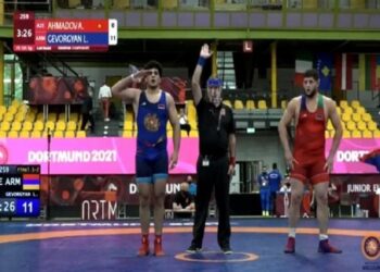 Молодой гюмриец феерической победой над азербайджанцем стал чемпионом Европы