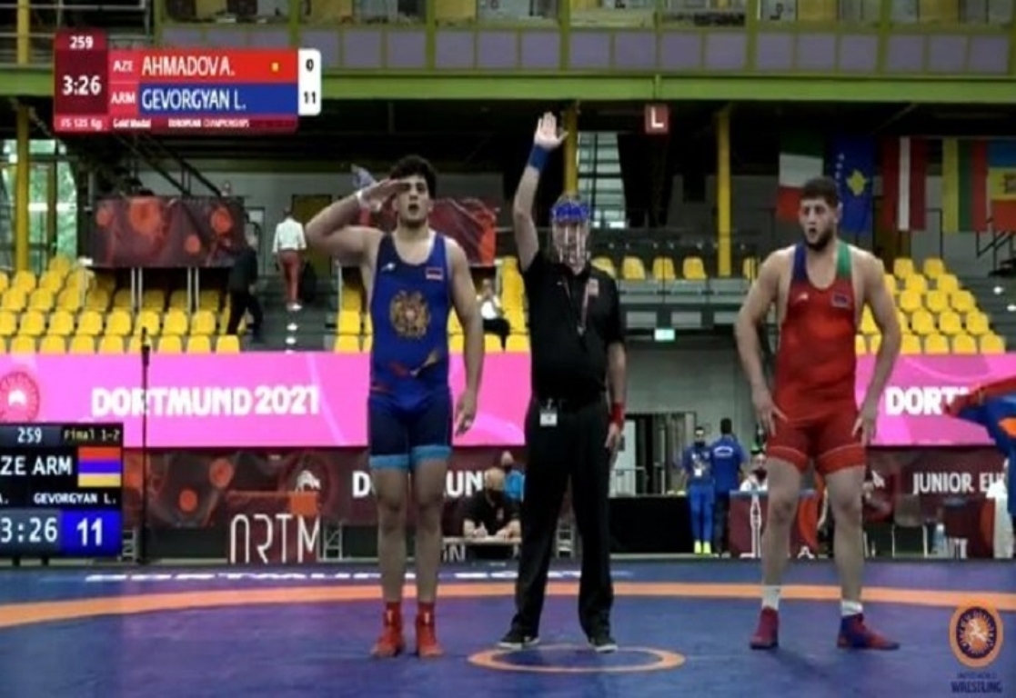 Молодой гюмриец феерической победой над азербайджанцем стал чемпионом Европы