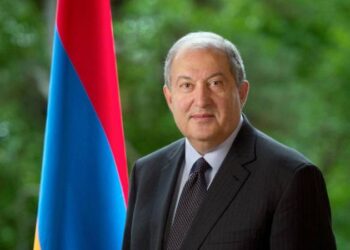 Долг каждого из нас уважать Конституцию, реформируя и совершенствуя её — Послание Президента Армении