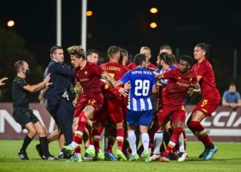 Грубость Пепе против Генриха Мхитаряна едва не привела к драке