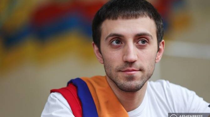 Артур Давтян