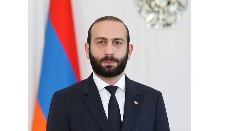 Арарат Мирзоян обратился к мировому сообществу по вопросу армянских пленных