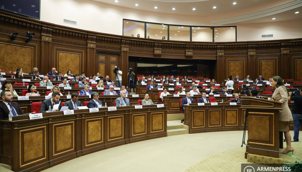 Сегодня депутаты изберут третьего вице-спикера Национального собрания