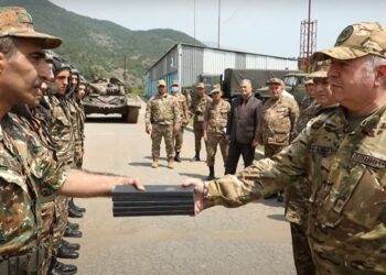 Министр обороны Армении пресечь вражеские поползновения с использованием всех средств защиты