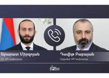 Состоялся телефонный разговор министра иностранных дел РА Арарата Мирзояна с главой МИД Арцаха Давидом Бабаяном