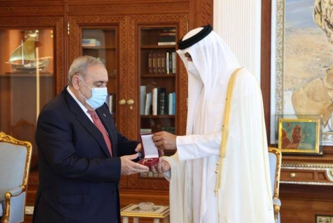 Посол Армения награжден эмиром Государства Катар высшим орденом «Аль-Ваджба»