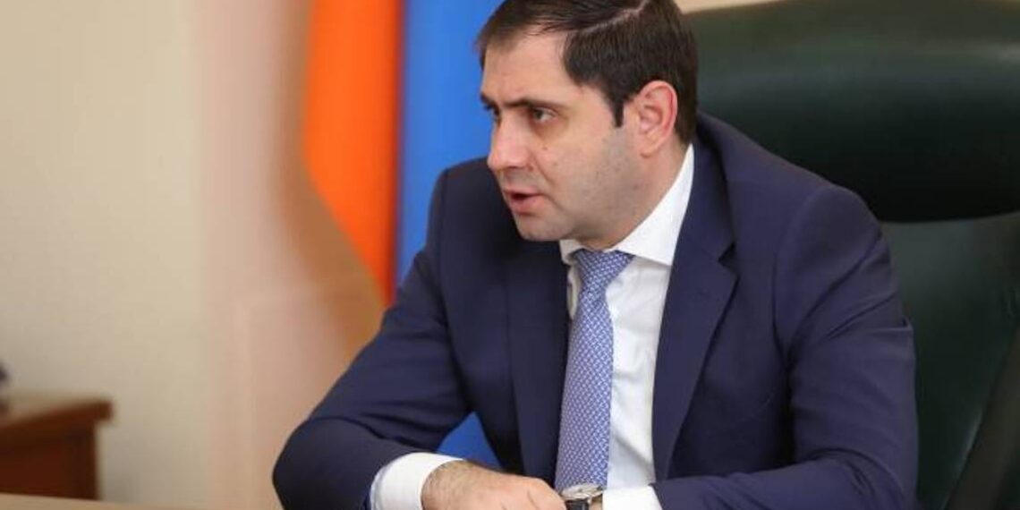 Сурен Папикян поздравил с Днем провозглашения независимости Арцаха