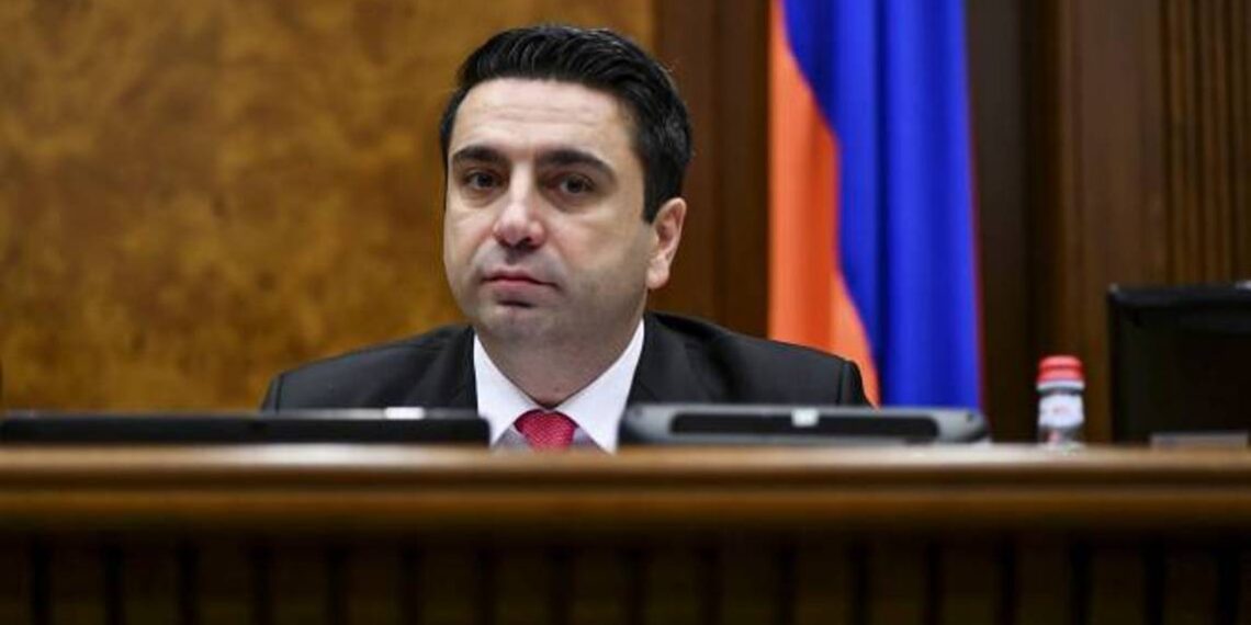 Арцах выстоит, будет свободным и независимым: Ален Симонян