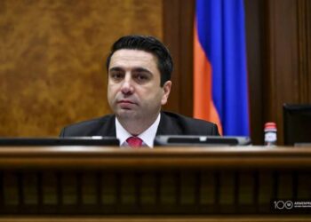 Арцах выстоит, будет свободным и независимым: Ален Симонян