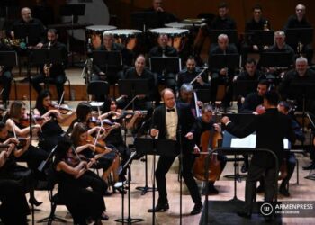 Юбилей Арно Бабаджаняна Дом Москвы отметил концертом «7 песен о Москве»