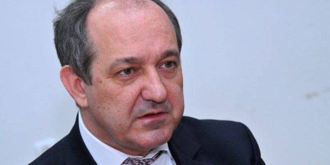 В своем вандализме азербайджанцы очень похожи на турок и исламистских террористов: российский эксперт