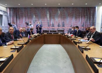 Франция и РФ выразили готовность продолжать работу по стабилизации ситуации в Нагорном Карабахе