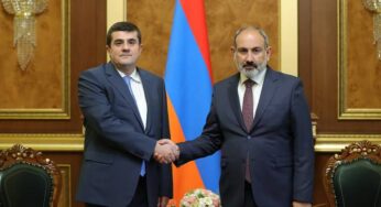 Никол Пашинян и Араик Арутюнян обсудили выполнение работ по преодолению последствий войны