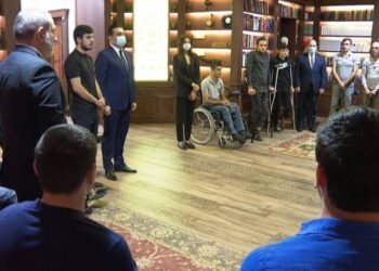 Армения минутой молчания почтила память погибших в 44-дневной Арцахской войне