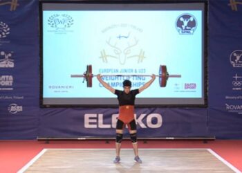 Гарник Чолакян стал чемпионом Европы по тяжелой атлетике