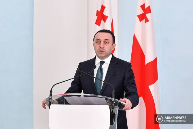 Премьер Грузии надеется поспособствовать урегулированию отношений Баку и Еревана