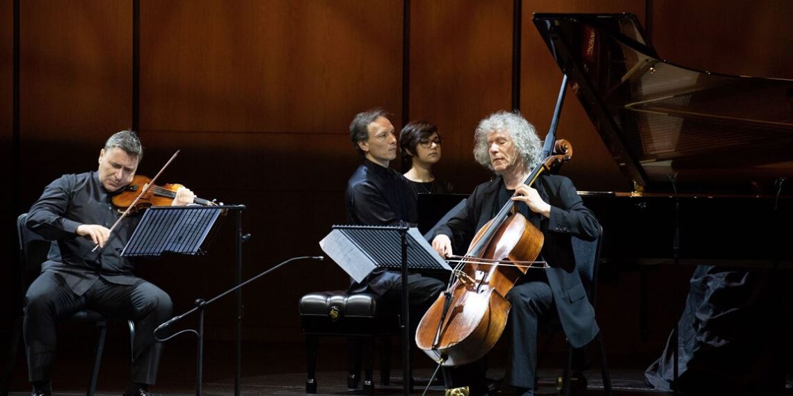 Скрипач Сергей Хачатрян в сопровождении Государственного симфонического оркестра Армении выступит на Х Международном фестивале InClassica в Дубае