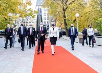 Справедливые выборы Вам дали мандат народа для продолжения демократических реформ: Ингрида Шимоните