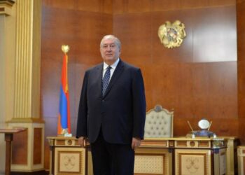 Будущее страны начинается с учителя: президент Армении поздравил с Днем учителя