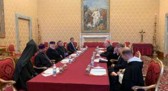 Татоян госсекретарю Ватикана представил доклады о пытках азербайджанцев и жестоком обращении с пленными