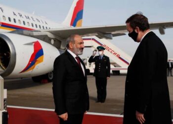 Премьер-министр Армении находится с рабочим визитом в Москве