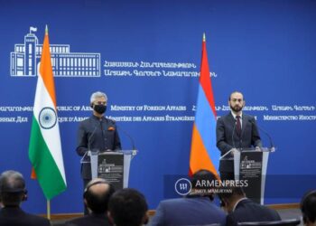 Арарат Мирзоян о коридоре Персидский залив-Черное море