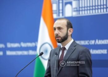 С сопредседателями МГ ОБСЕ достигнута договоренность о решении гуманитарных вопросов: Арарат Мирзоян