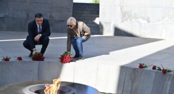 Омбудсмены Армении и Украины почтили в Цицернакаберде память жертв Геноцида армян