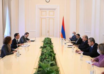 Президент Армении принял спецпредставителя генсека НАТО на Кавказе