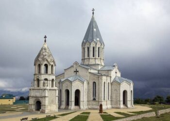 Служители и последователи Армянской церкви должны беспрепятственно входить в храм Казанчецоц в Шуши: МИД Армении