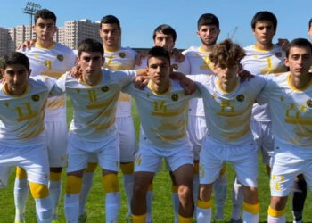 Юношеская сборная Армении по футболу среди игроков до 19 лет выиграла в товарищеском матче у сверстников из Катара