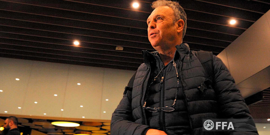 Сборная Армении. Капаррос не теряет надежды…