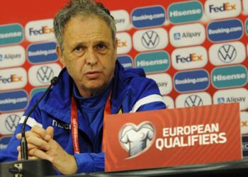 Почему провалилась сборная Армении по футболу?