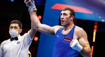 Чемпионат мира по боксу: Дарчинян и Тонаканян выбыли из борьбы, Чалоян перешел в следующий тур
