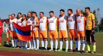 Армянские журналисты вернулись с футбольного турнира в Тбилиси с серебряной медалью
