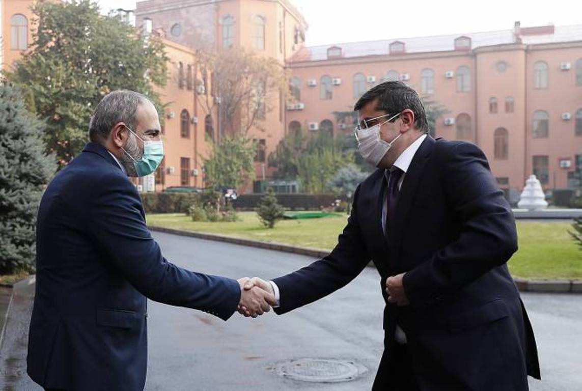 Nikol Pashinyan i Arayik Harutyunyan