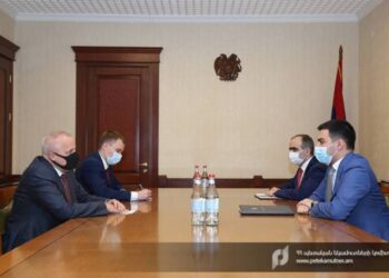 Рустам Бадасян принял чрезвычайного и полномочного посла Российской Федерации в Армении