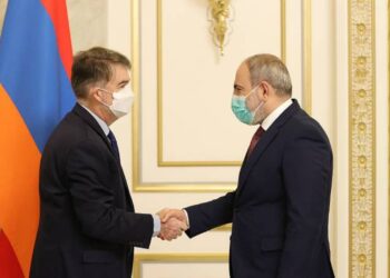 Премьер-министр Армении и руководитель армянской миссии МВФ обсудили повестку сотрудничества