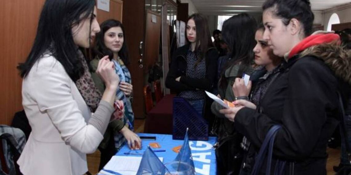 В Армении есть тысячи вакансий: Никол Пашинян