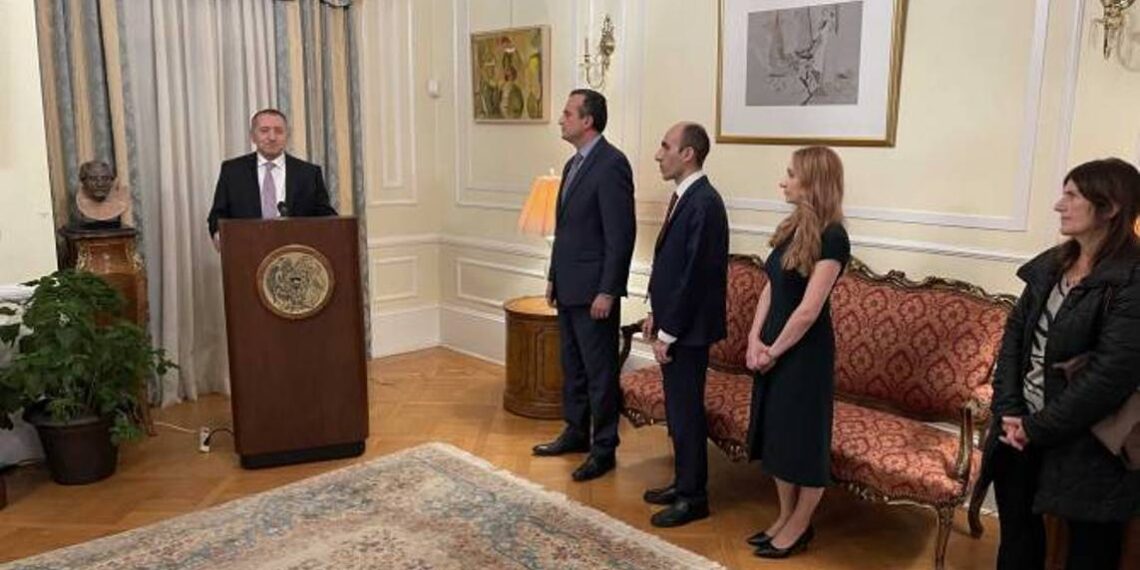 Государственный министр Арцаха встретился с послом Армении в США Лилит Макунц