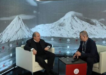 Теоремы и аксиомы: интервью президента Армении российскому изданию «Аргументы и факты»