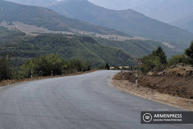 Армения и Азербайджан создадут таможенные посты на дороге Горис-Капан. Секретарь Совбеза Армении