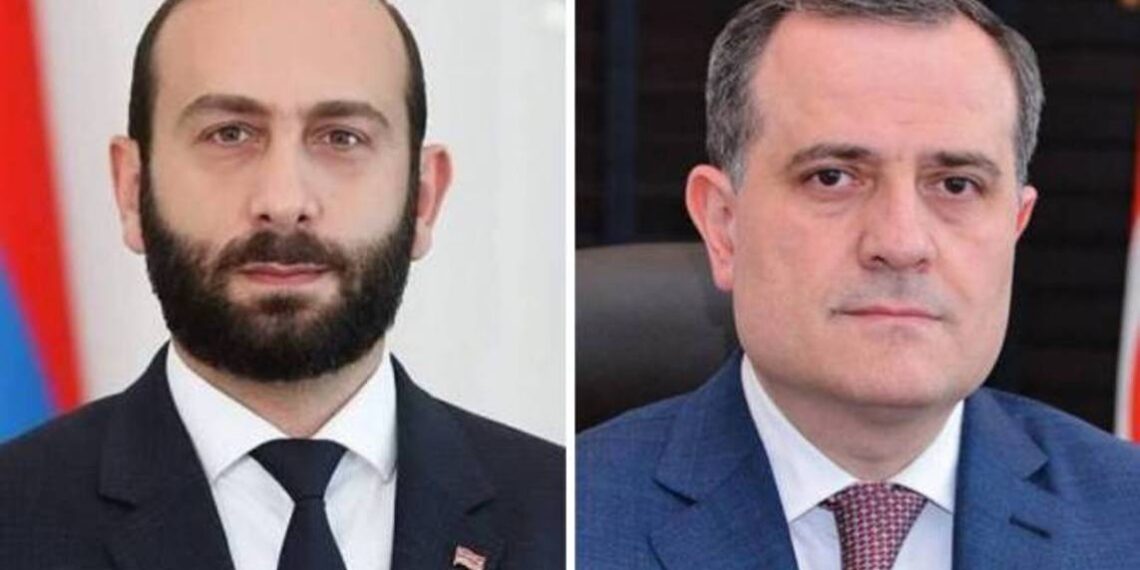 Состоялась встреча Арарата Мирзояна и Джейхуна Байрамова