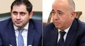 Аршак Карапетян освобожден с должности министра обороны Армении, его заменит Сурен Папикян