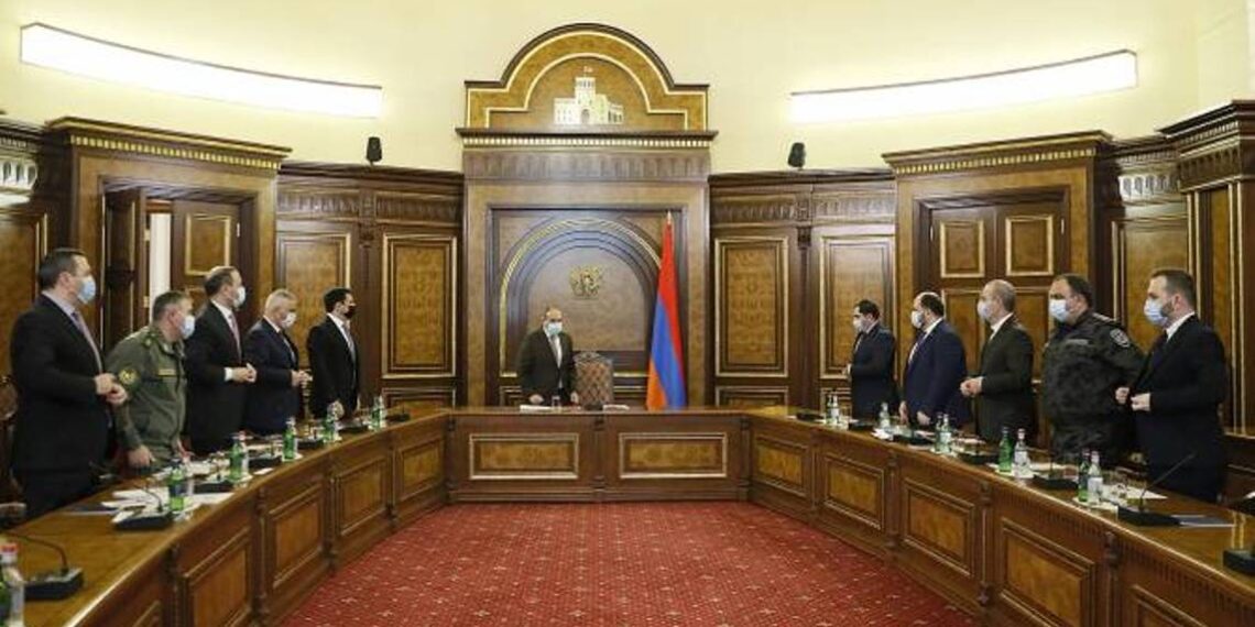 Под председательством премьер-министра Армении состоялось заседание Совета безопасности