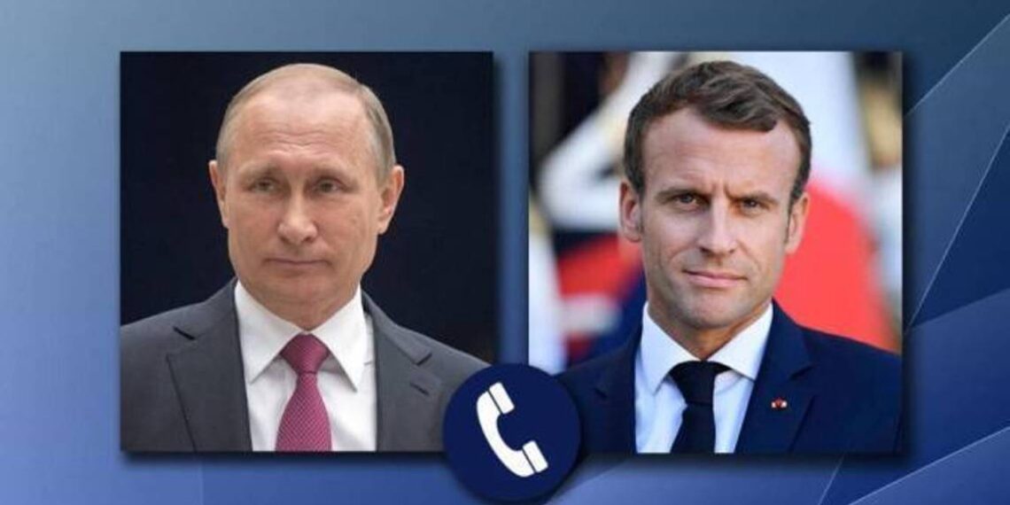 Путин и Макрон обсудили вопрос урегулирования нагорно-карабахского конфликта