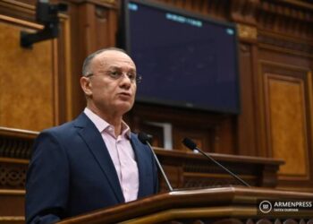 Оппозиция бойкотирует работу очередного заседания Национального собрания