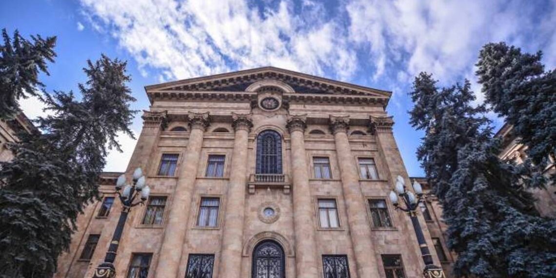 Парламент Армении проведет закрытое заседание по вопросам военнопленных и без вести пропавших