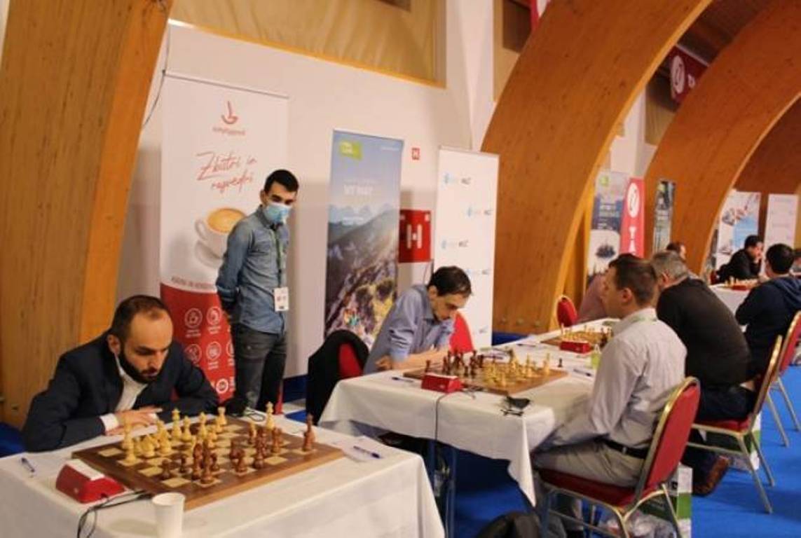 Женская сборная команда по шахматам понесла поражение, мужчины турнир завершили вничью: чемпионат Европы